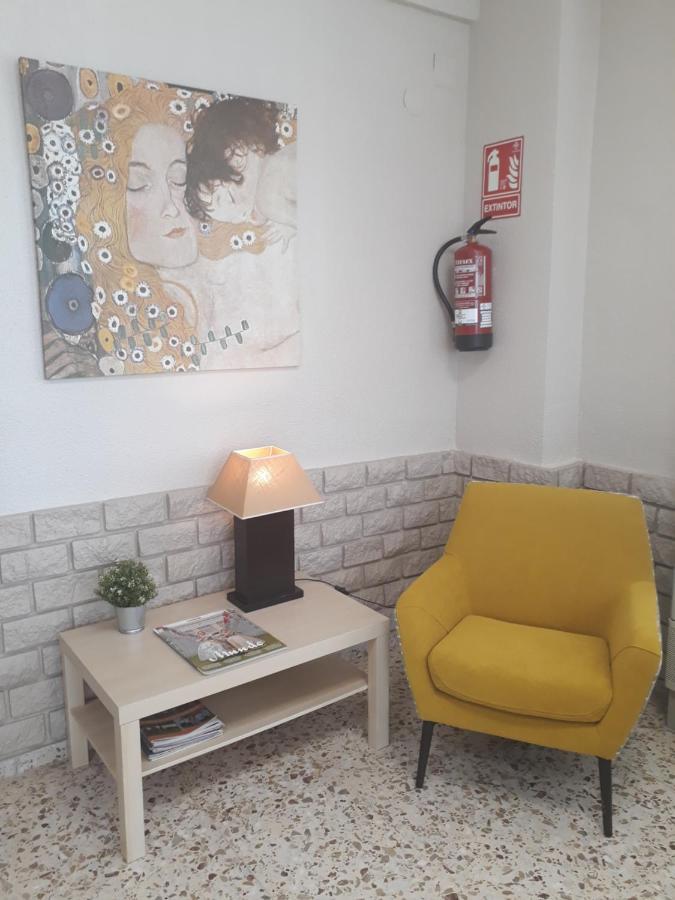 Hostal Moreno Silla Kültér fotó