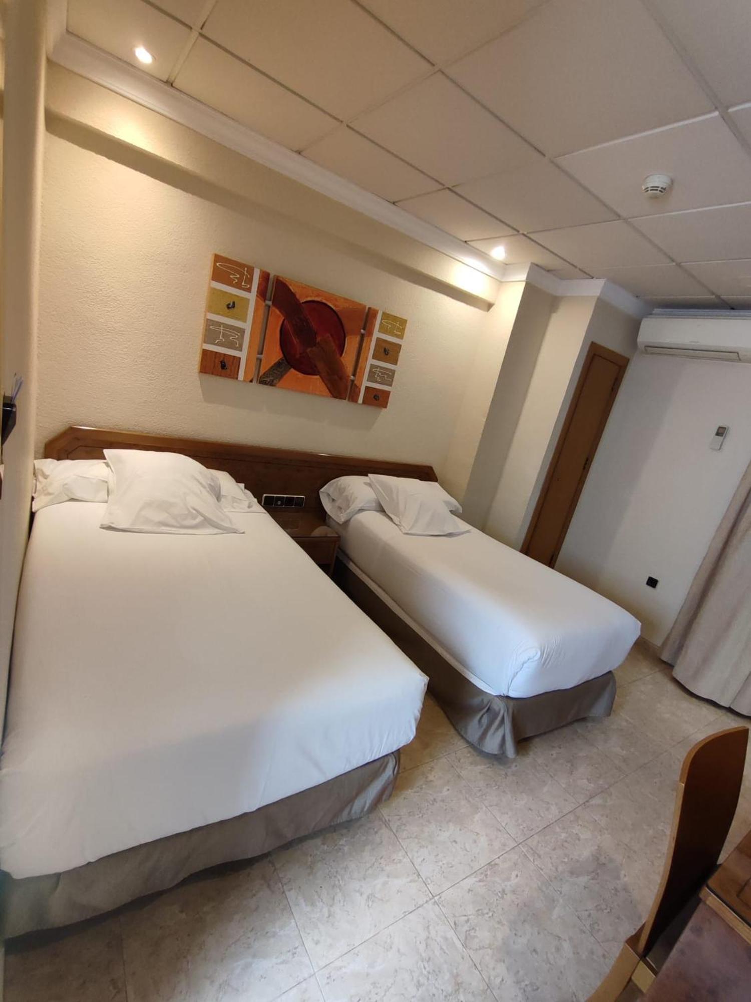 Hostal Moreno Silla Kültér fotó