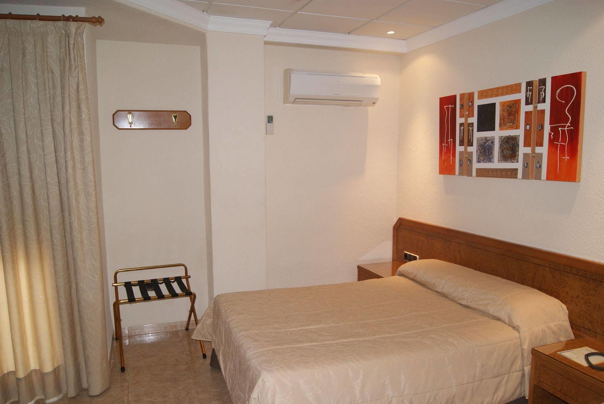 Hostal Moreno Silla Kültér fotó